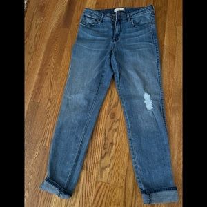 CJ BY COOKIE JOHNSON DISTRESSED JEANS SIZE 29